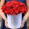 Шляпная коробка из роз от 9 360 руб.